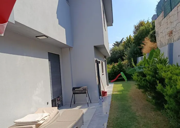 Havuzlu Lueks Havuzu Isitmali Villa