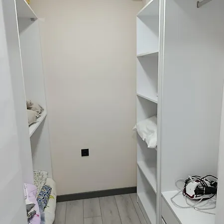 Havuzlu Muestakil Villa 4 Oda 1 Salon Βίλα