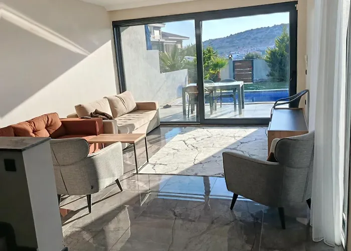 Havuzlu Lueks Havuzu Isitmali Çeşme